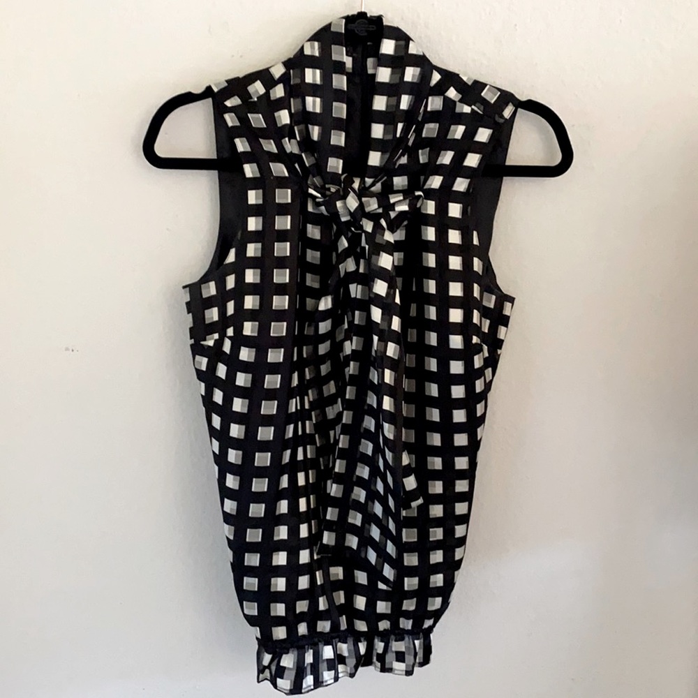 The Limited Top